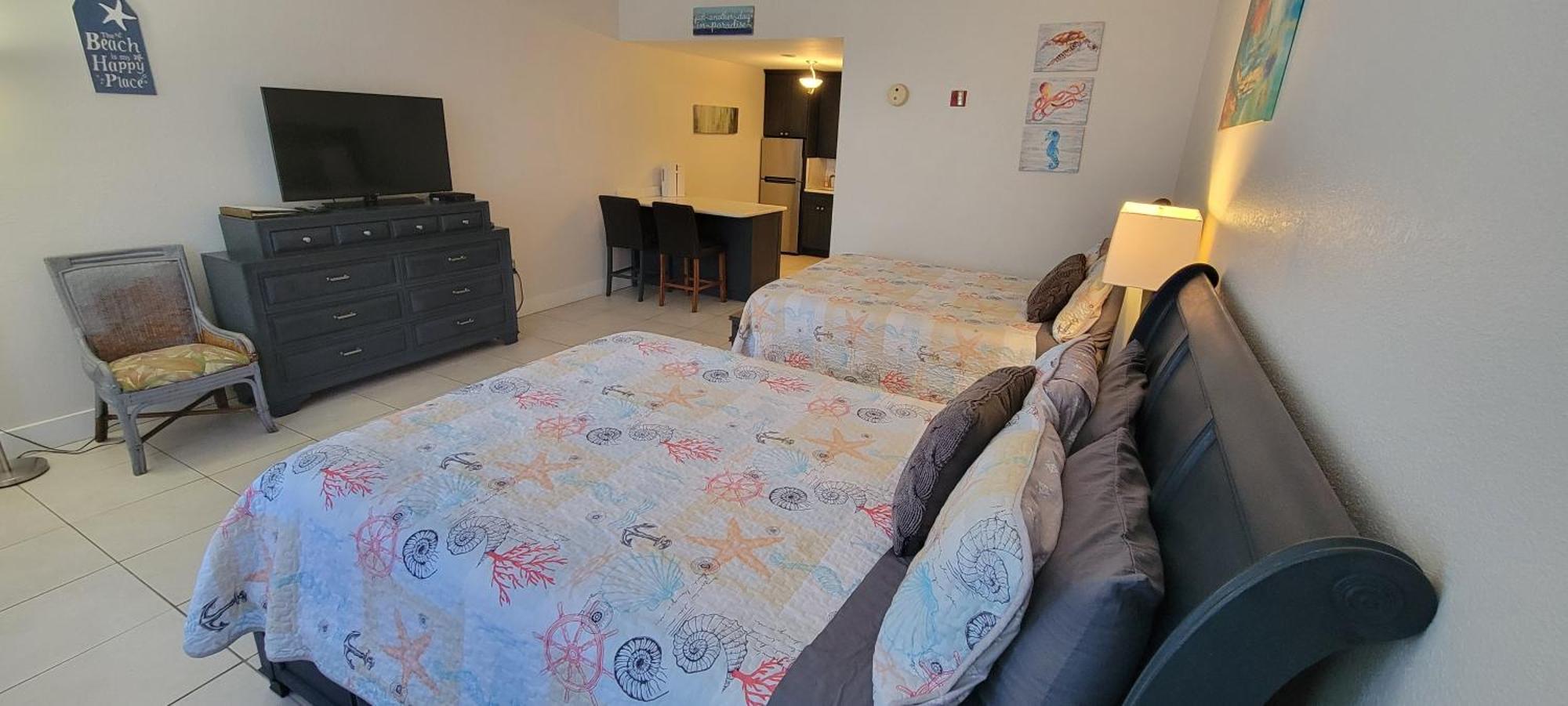 Sea Breeze, Studio 510, Beach Steps Away!+Pool+Wifi Ruskin Luaran gambar
